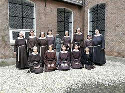 Clarissen Zusters, Megen openingstijden
