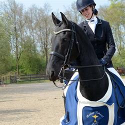 Dressuurstal Diana van der Wal, Jubbega openingstijden