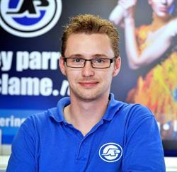 Joey Parren Reclame, Thorn openingstijden