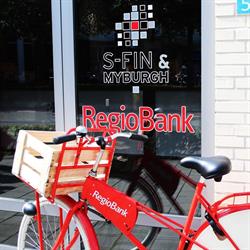 S-Fin & Myburgh, Zevenaar openingstijden