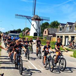 Van Meel Metaalwerken, Steenbergen openingstijden