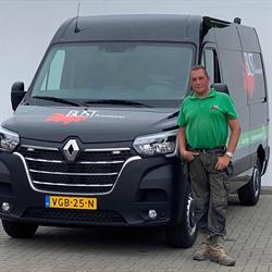 Bust Hovenier, Gieten openingstijden