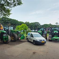 Handelsonderneming T & B, Odiliapeel openingstijden