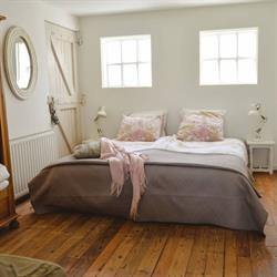 Bed & Breakfast "Zicht op Veere" (Bed & Breakfast "Theetuin Veere"), openingstijden