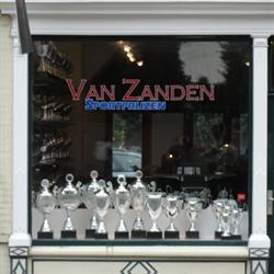 Van Zanden Sportprijzen, Oosterhout openingstijden