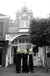 Zee Tsiis, Joure openingstijden