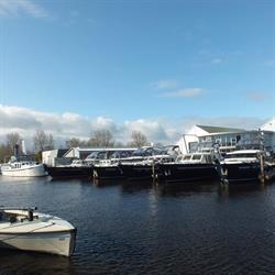 Yacht Charter de Waterpoort, Sneek openingstijden