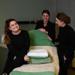 Mooi beautysalon, Ammerzoden openingstijden