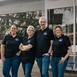 De Koffiekaravaan, Borne openingstijden