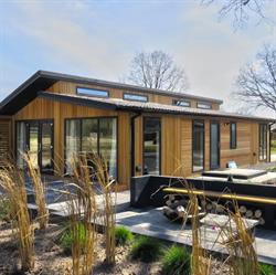 World Caravans & Chalets, Veenoord openingstijden