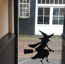 Heksenketel, Weesp openingstijden