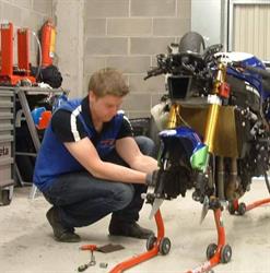RA-Suspension, Nederweert openingstijden