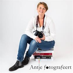 Antjefotografeert!, Hooge Zwaluwe openingstijden