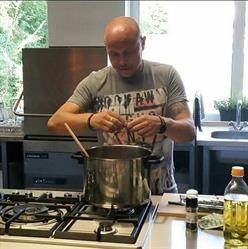 Vol van eten / Bootcamp BoB, Losser openingstijden