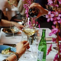 Bar Bistro Brink20, Laren openingstijden