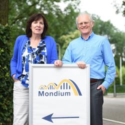 Mondium, Beesd openingstijden