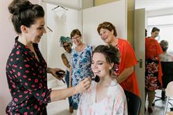 Cynthia Veenman Visagie & Haarstyling, Naaldwijk openingstijden