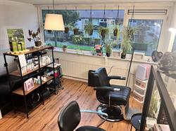 Salon Cinnia, voor huid en haar, Hoevelaken openingstijden