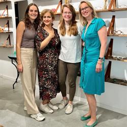 Brillenliefde, Utrecht openingstijden