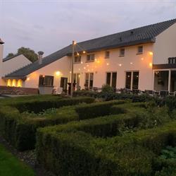 Landhuis Ysselsteyn - Groepsaccommodatie voor familieweekend en heisessie, openingstijden