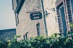 Logeren bij Laura, Scheulder openingstijden