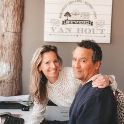 Studio van Hout, Landsmeer openingstijden