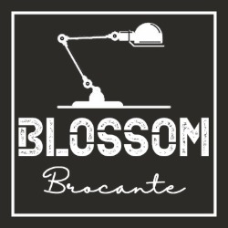 Blossom Brocante, Buitenpost openingstijden
