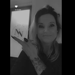 Nicole de la Parra/nagelstyliste, Hengelo openingstijden