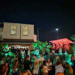 Cafe & Eeterij 't Centrum, Streefkerk openingstijden