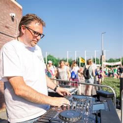 DJ Vincent Drive-inn show, Waddinxveen openingstijden