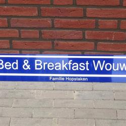 Bed and Breakfast Wouw, openingstijden