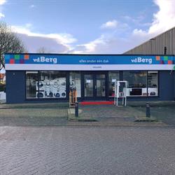 Van den Berg Genemuiden, openingstijden