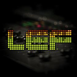 LEF Studios, Uden openingstijden
