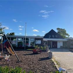 Basisschool de Regenboog, Sint Maarten openingstijden