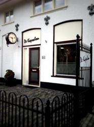 De Kapsalon, Achterveld openingstijden