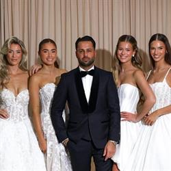 Alberto Axu Couture, Zeist openingstijden