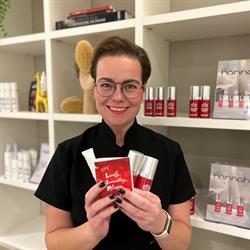 Cosmetics by Carolien, Hoorn openingstijden