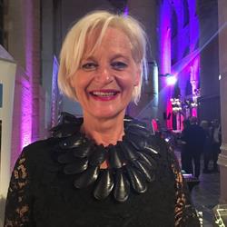 Avalon, Goes openingstijden