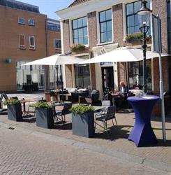 'T HOEKJE, Weesp openingstijden