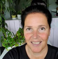Yoga met Monique, Rotterdam openingstijden