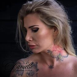 Tattoo Danielle Van Der Waart, Zwaag openingstijden