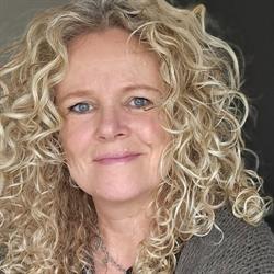 Hoofdregisseur, Beilen openingstijden