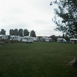 Mini camping Tussen de Dijken Tiel, openingstijden