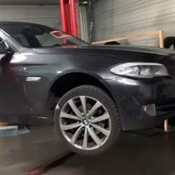 Auto & Bandenservice Uden, openingstijden