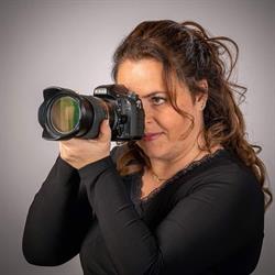 CreativeFotos, Neer openingstijden