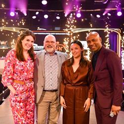 Stichting Foodspecialiteiten Nederland, Woerden openingstijden