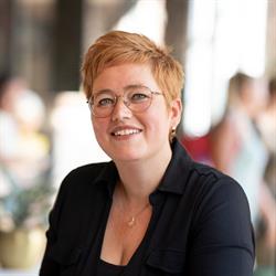 Angelique Philips Interieurontwerp, Echt openingstijden