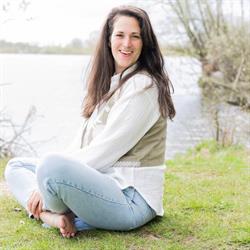 Kiki Schoenmakers, Herten openingstijden