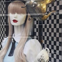 Escape from Wonderland, Leiden openingstijden