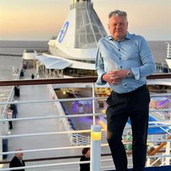 Mijn Reiskennis Jeroen 't Hart, Hoogezand openingstijden